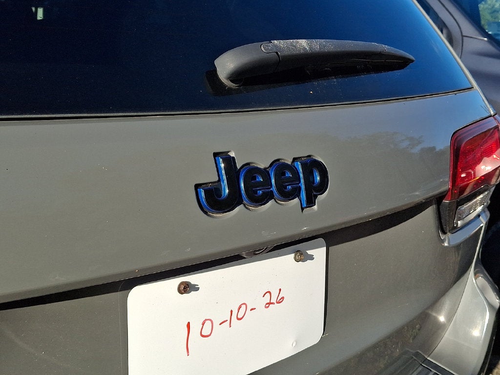 2019 Jeep Grand Cherokee Laredo