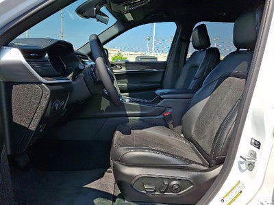 2026 Jeep Grand Cherokee Altitude