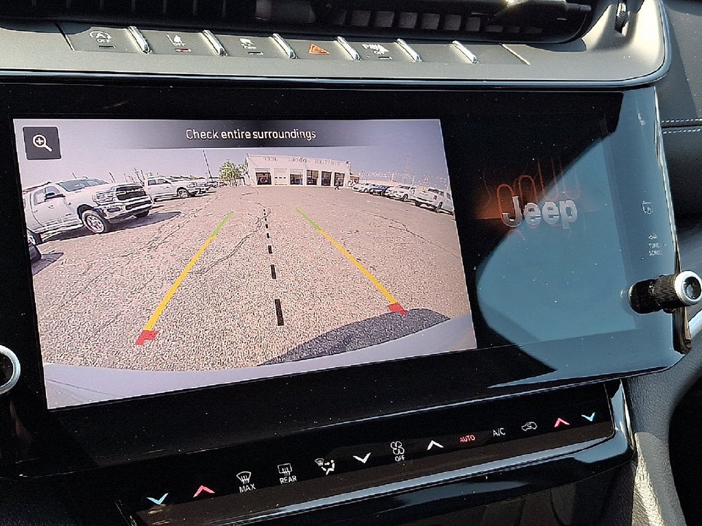 2026 Jeep Grand Cherokee Altitude