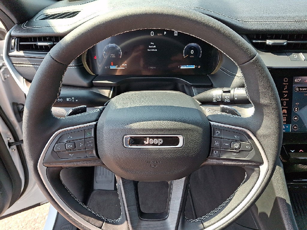 2026 Jeep Grand Cherokee Altitude