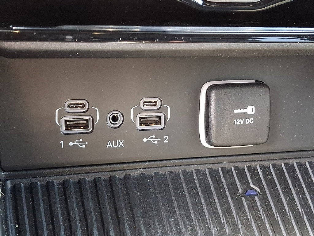 2026 Jeep Grand Cherokee Altitude