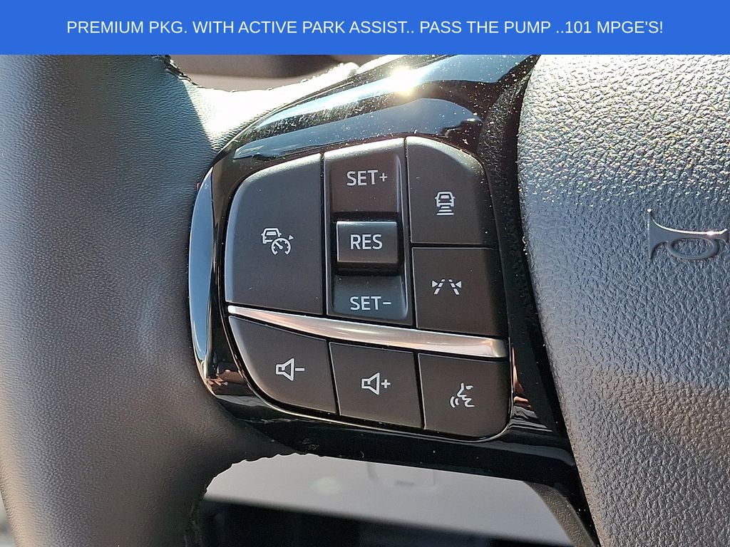 2023 Ford Escape Plug-In Hybrid Base