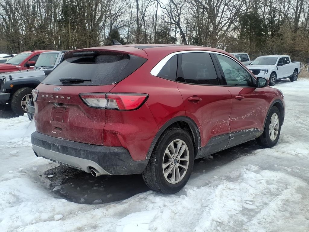 2021 Ford Escape SE