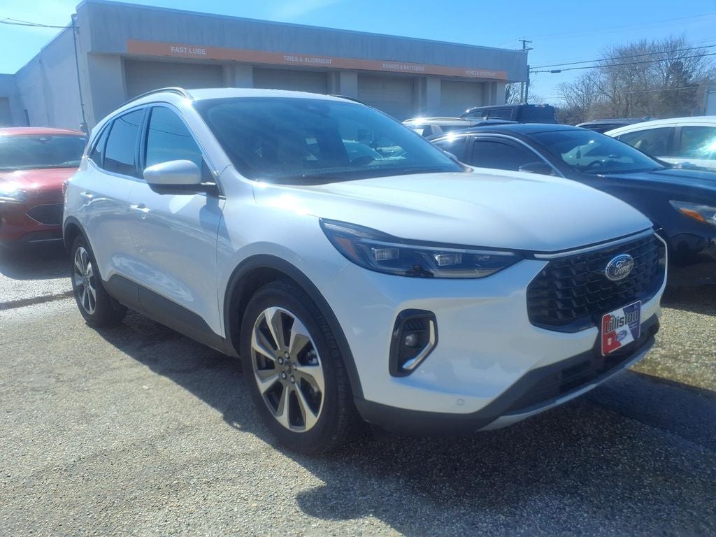 2023 Ford Escape Hybrid Platinum