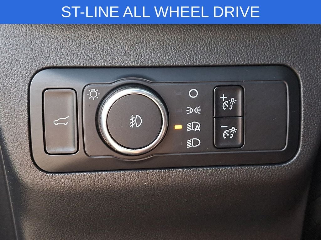 2025 Ford Escape ST-Line Select