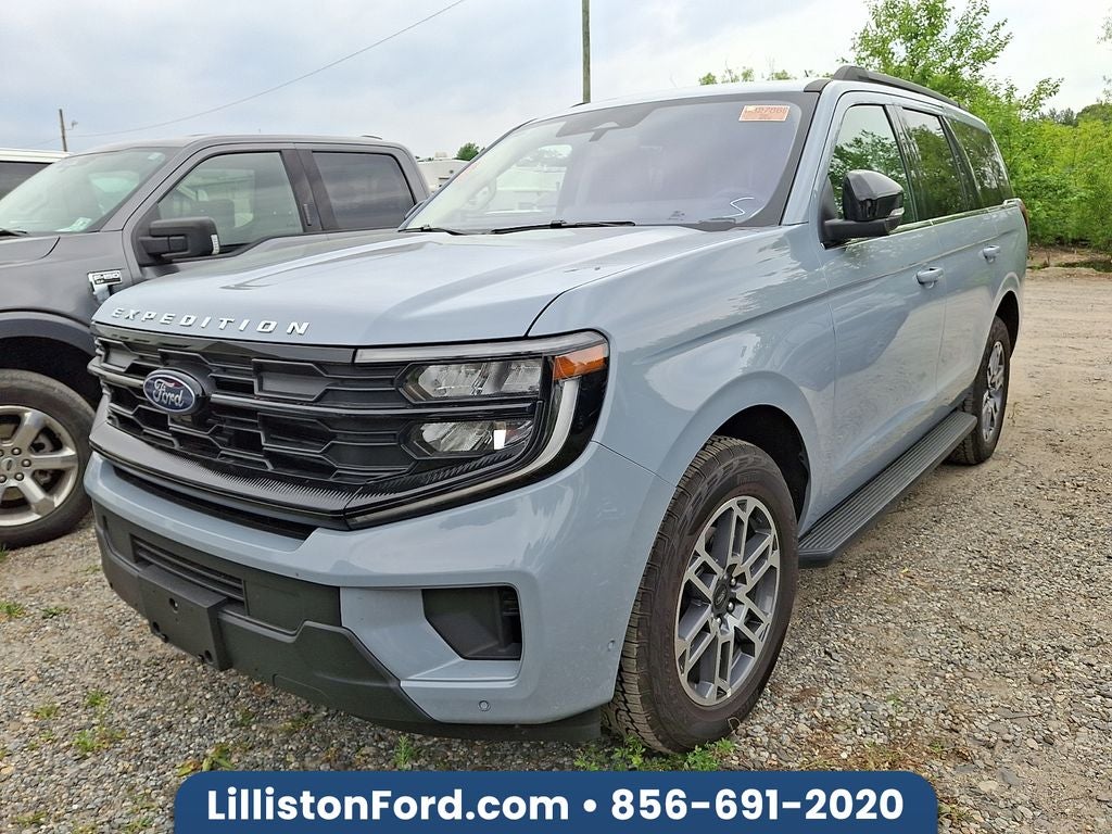 2025 Ford Expedition Active
