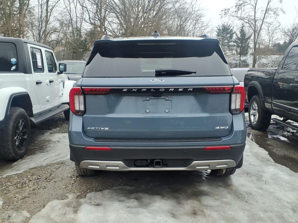 2025 Ford Explorer Active
