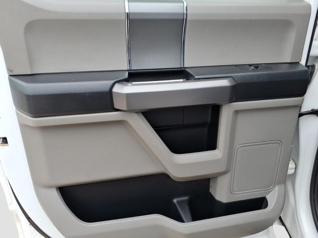 2019 Ford F-150 XLT LOW MILES!