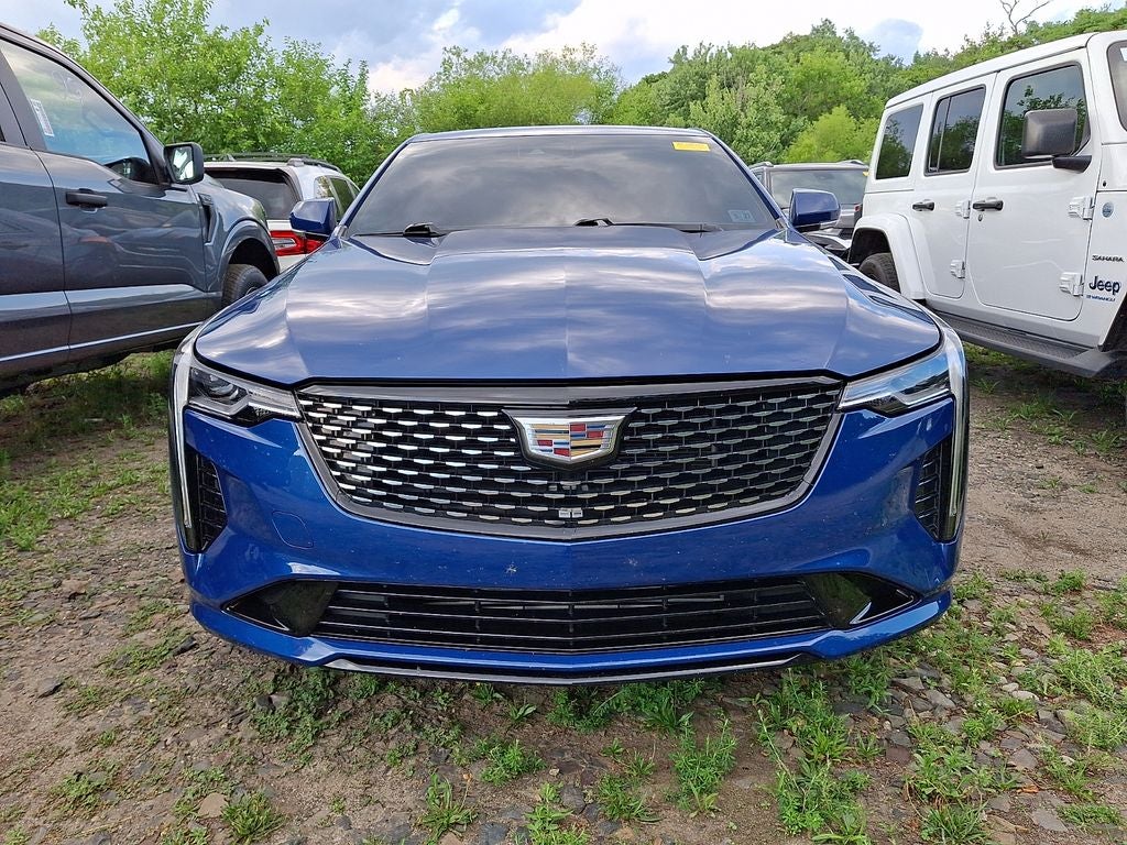 2022 Cadillac CT4 Luxury