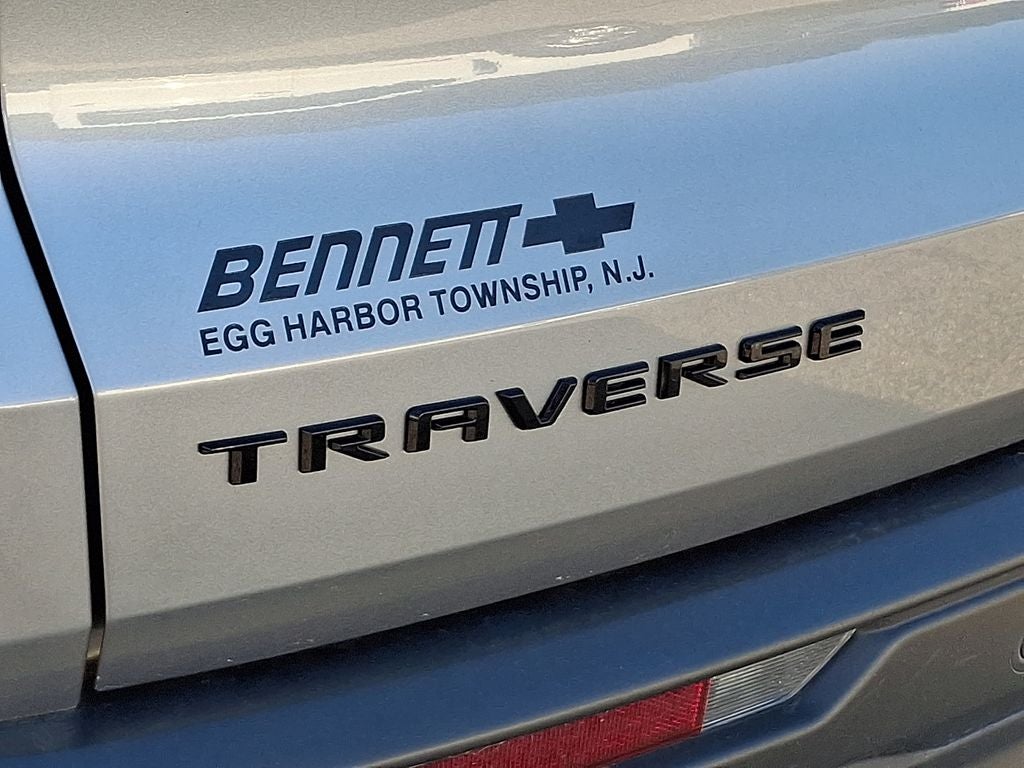 2024 Chevrolet Traverse LS