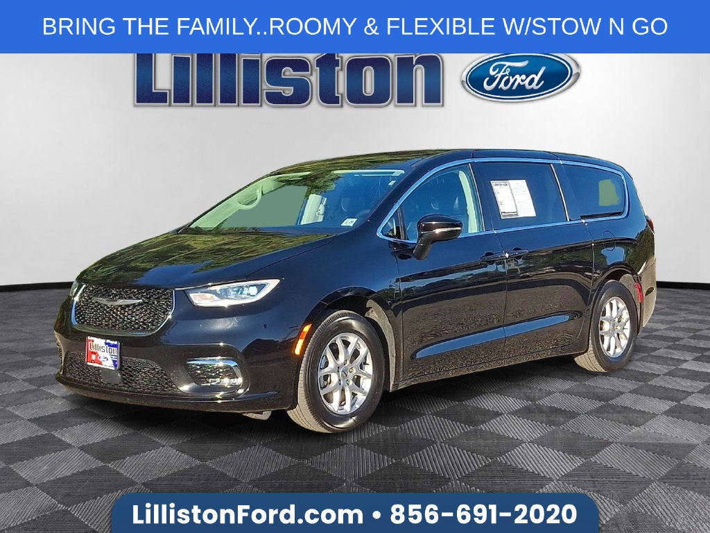 2024 Chrysler Pacifica Touring L