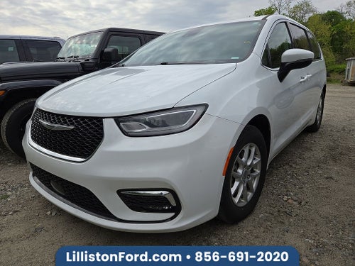 2023 Chrysler Pacifica Touring L