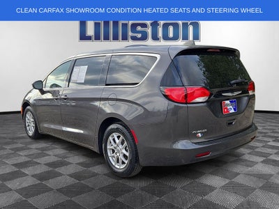 2023 Chrysler Voyager LX