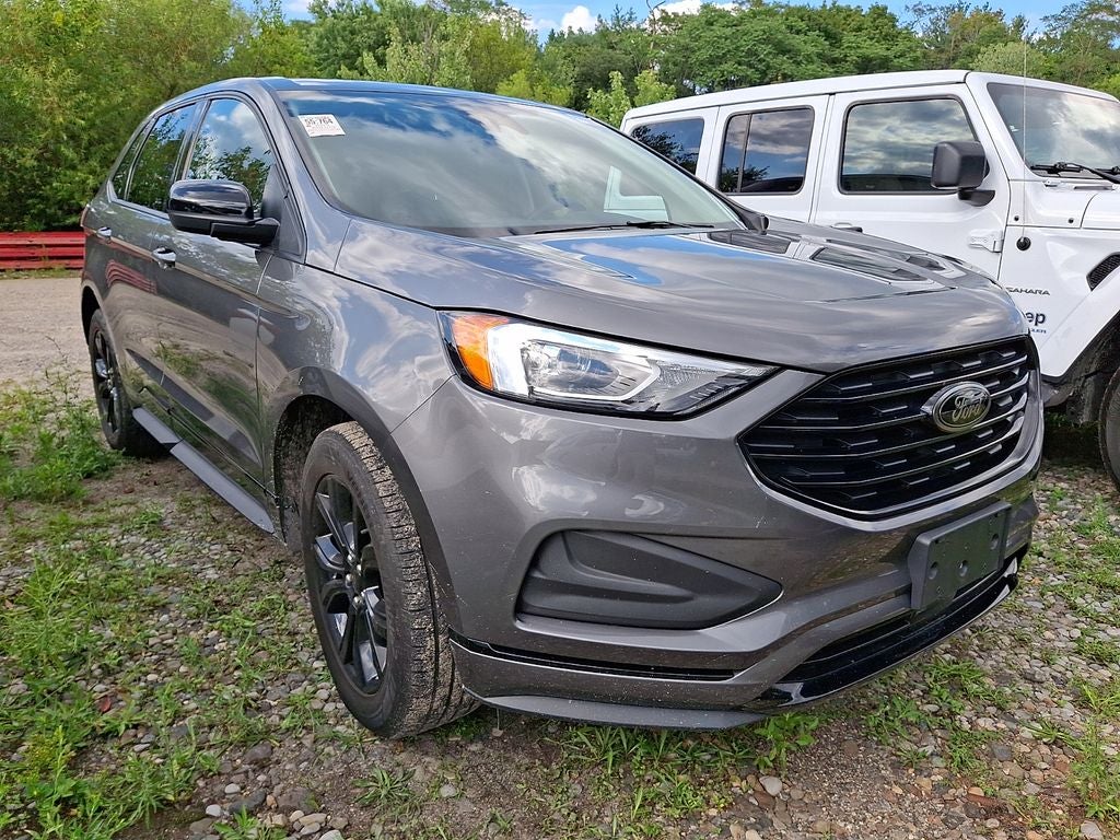 2023 Ford Edge SE