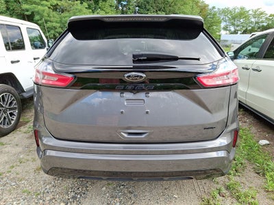 2023 Ford Edge SE