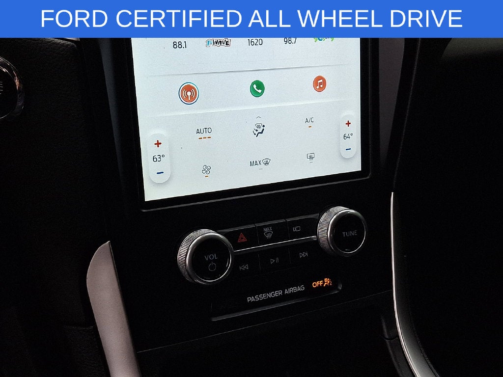 2023 Ford Edge SE