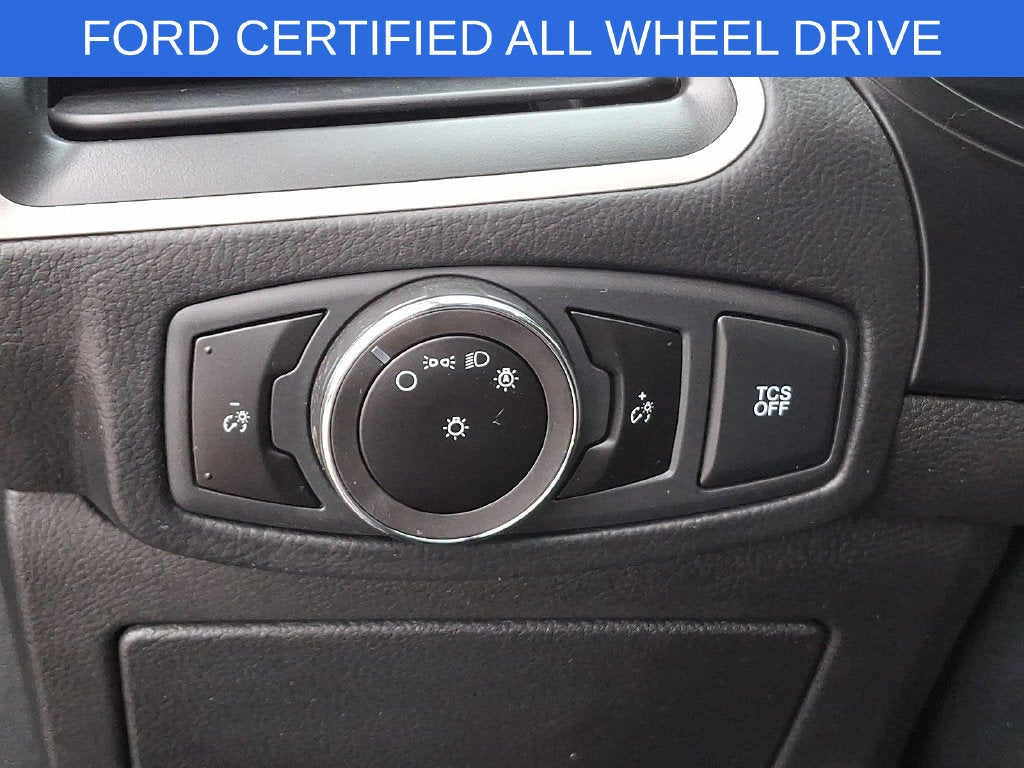 2023 Ford Edge SE