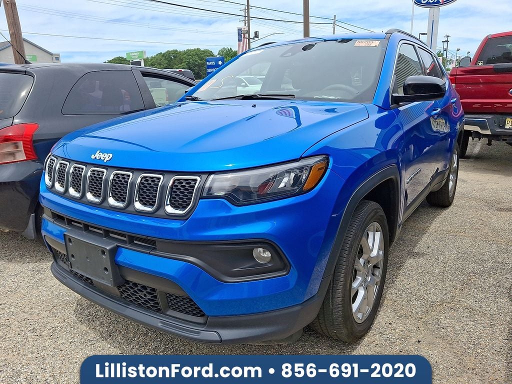 2023 Jeep Compass Latitude Lux