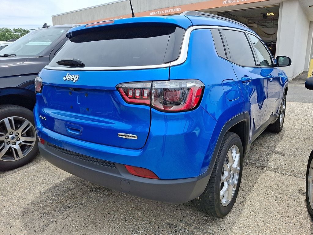 2023 Jeep Compass Latitude Lux