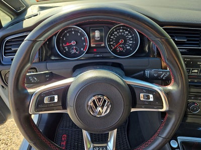 2017 Volkswagen Golf GTI SE