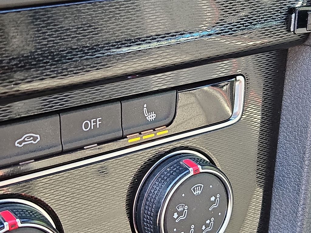 2017 Volkswagen Golf GTI SE
