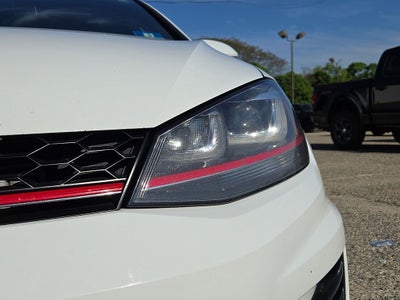 2017 Volkswagen Golf GTI SE