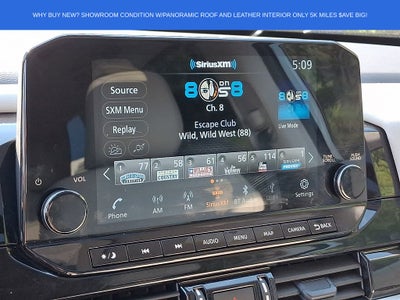 2025 Nissan Pathfinder SL