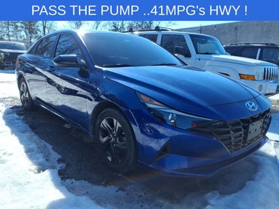 2022 Hyundai Elantra SEL