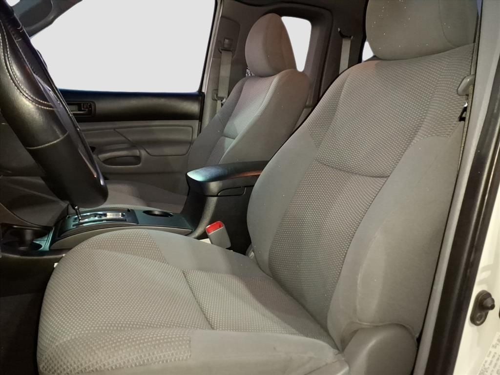 2014 Toyota Tacoma Base
