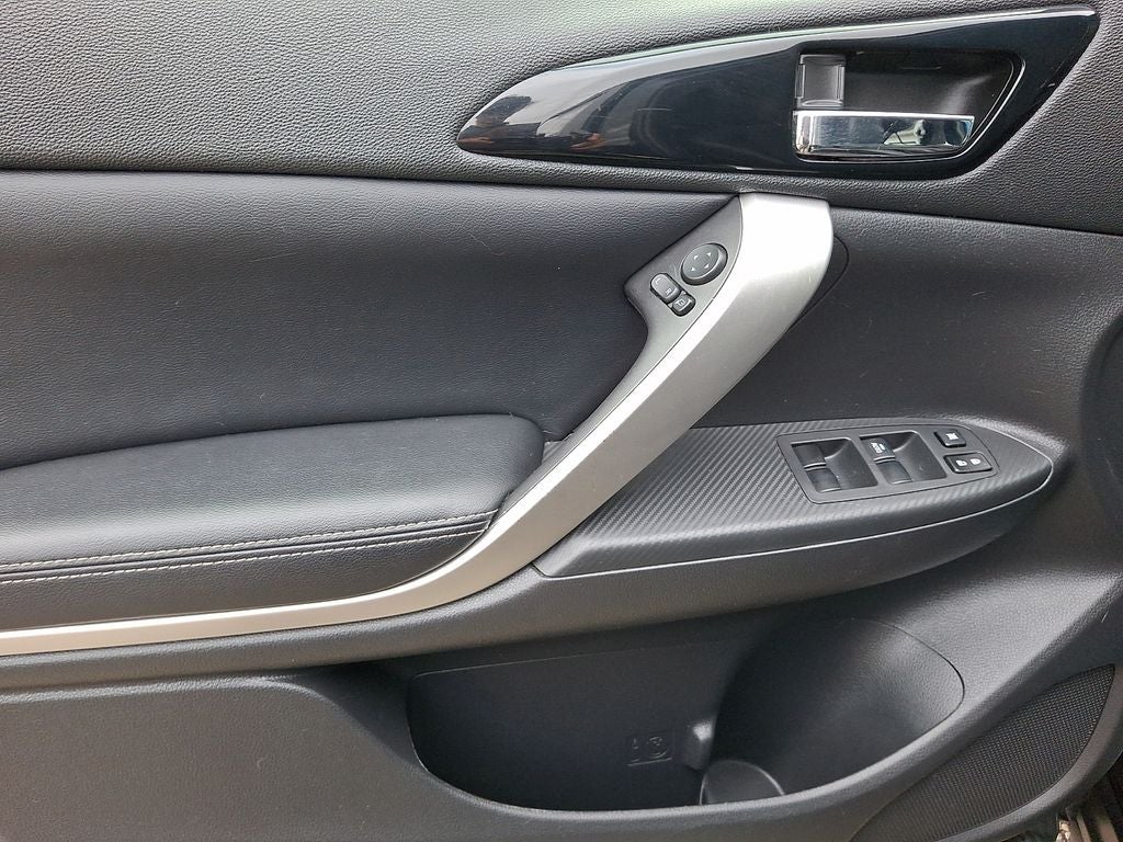 2022 Mitsubishi Eclipse Cross Base