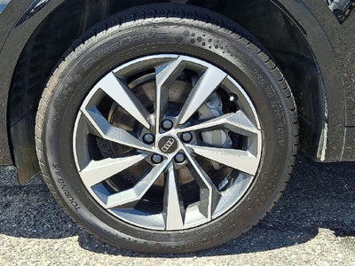 2024 Audi Q5 45 S line Premium quattro