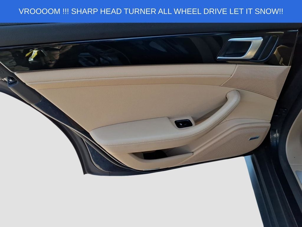 2018 Porsche Panamera 4