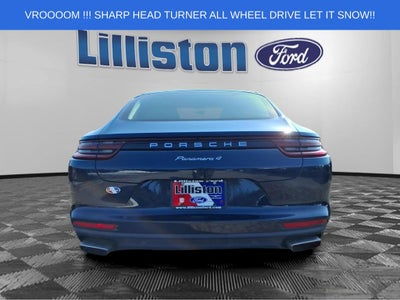 2018 Porsche Panamera 4