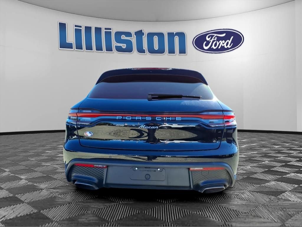 2023 Porsche Macan T